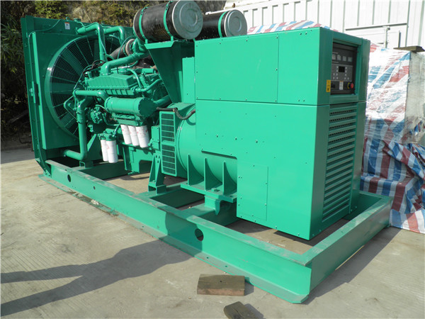 东丽出租发电机 发电机组厂家：柴油发电机组的控制屏的作用是什么？