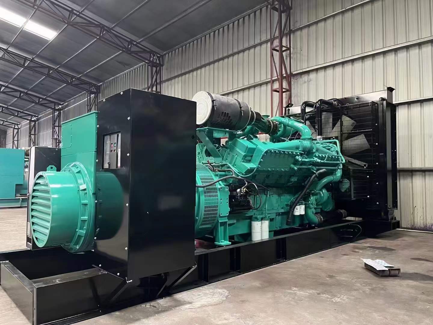 东丽如何降低 800kW 柴油发电机输出电流的波动？