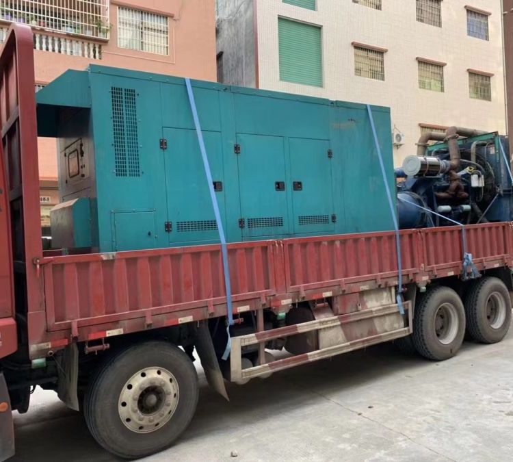 东丽如何在不同负载率下确保 400KW 柴油发电机组的正常运行？
